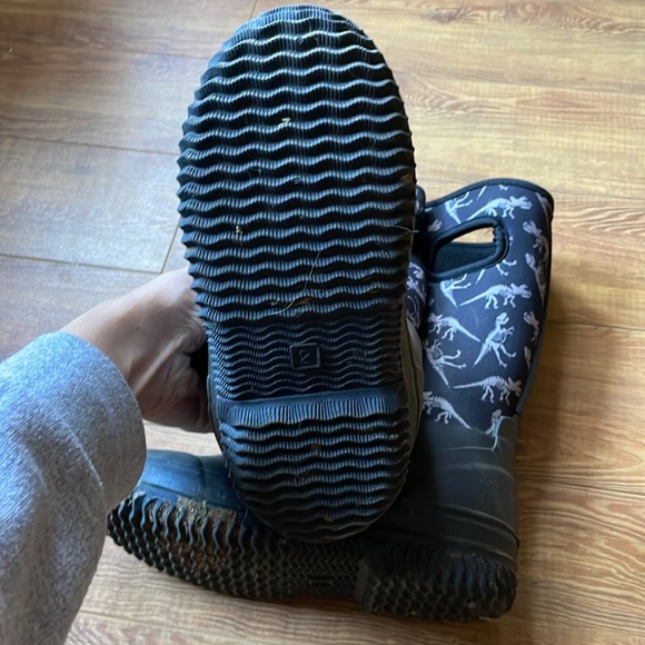 Joe fresh size 2 neoprene boots - Picture 4 of 10